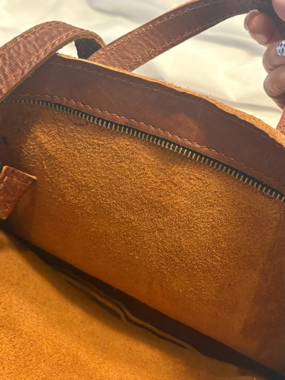 Portland Leather Classic Shoulder Bag – Full‑Grain Leather (Brand New) Classic - Picture 11 of 12